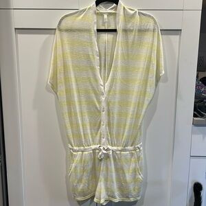 Victoria’s Secret, summer shorts, v neck, pockets and draw string.